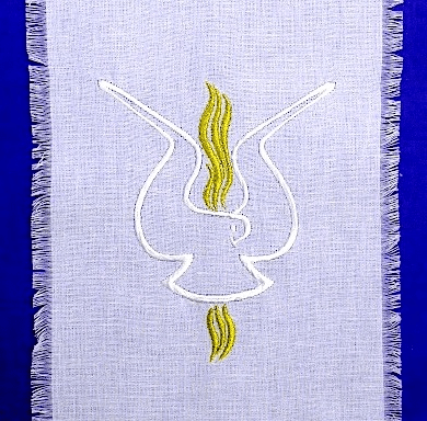 Haftowanie welonów do chrztu i koszulki