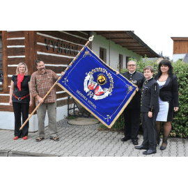 Vápenka Vitoul firemní vyšívaný prapor 15