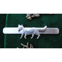 Kravatová spona - liška stríbrná matná