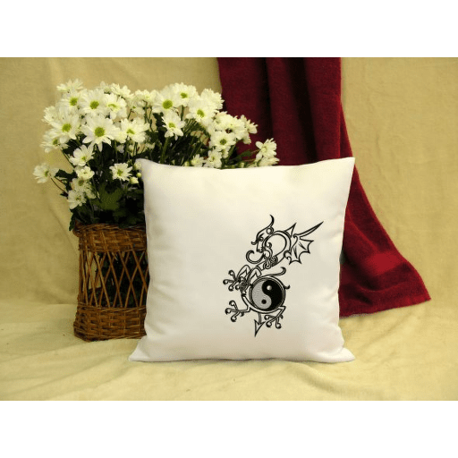 Vyšívaný saténový polštářek - motiv drak jing jang_černý